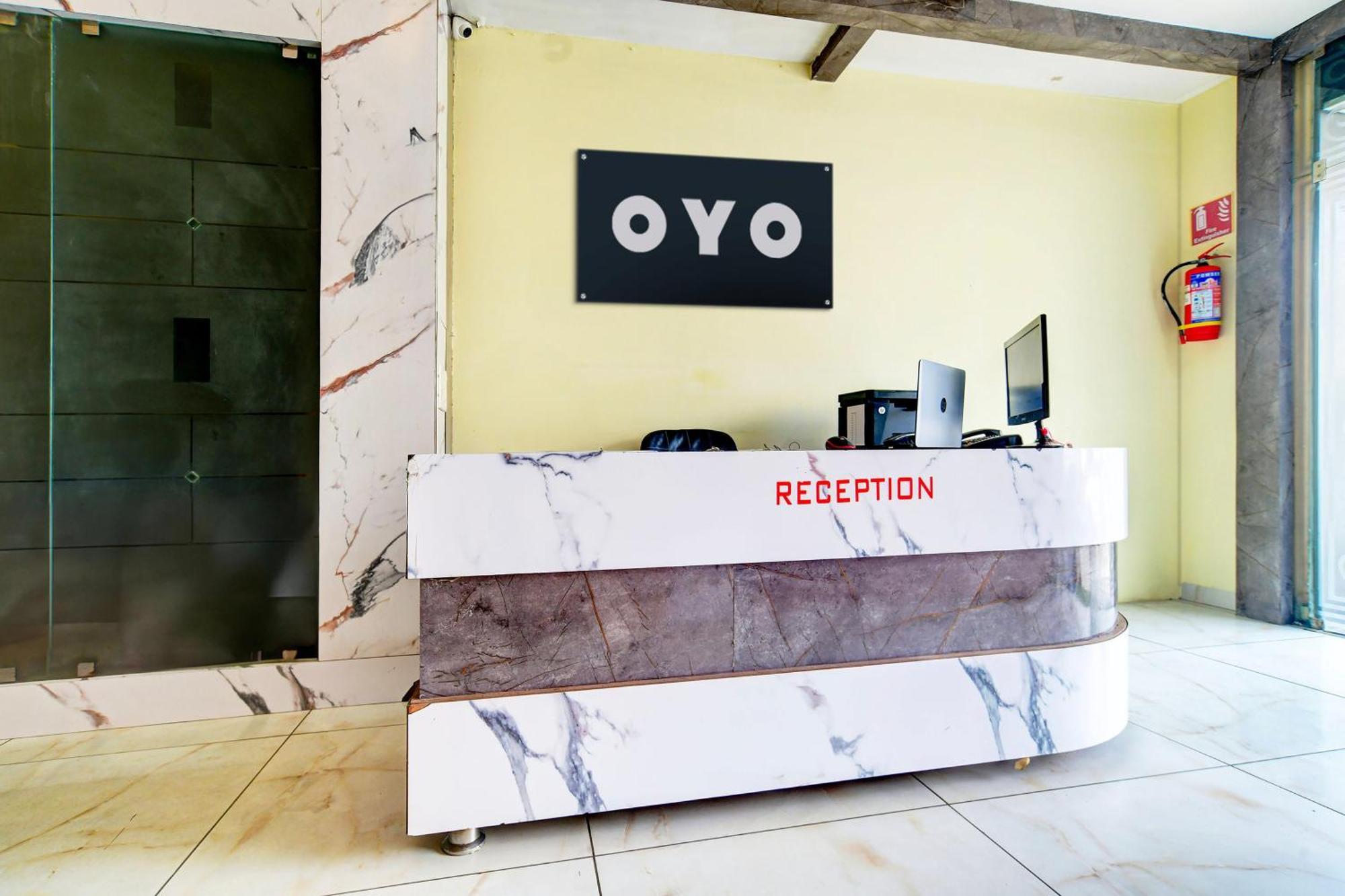 Hotel O Svl Inn インドール エクステリア 写真
