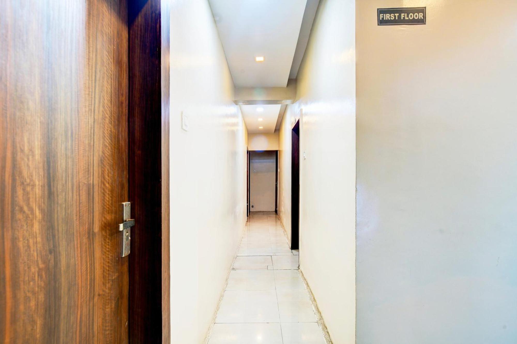 Hotel O Svl Inn インドール エクステリア 写真