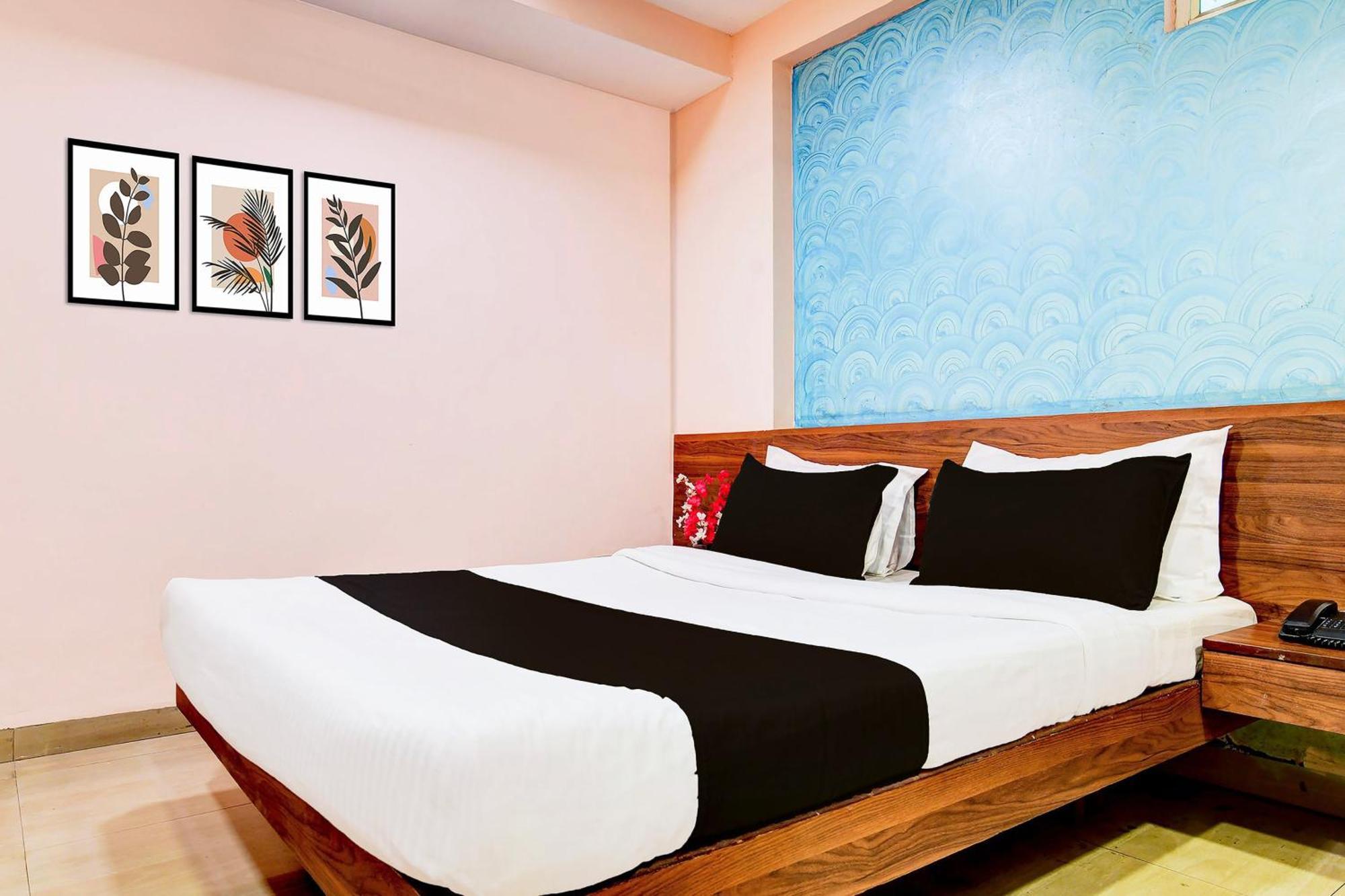 Hotel O Svl Inn インドール エクステリア 写真