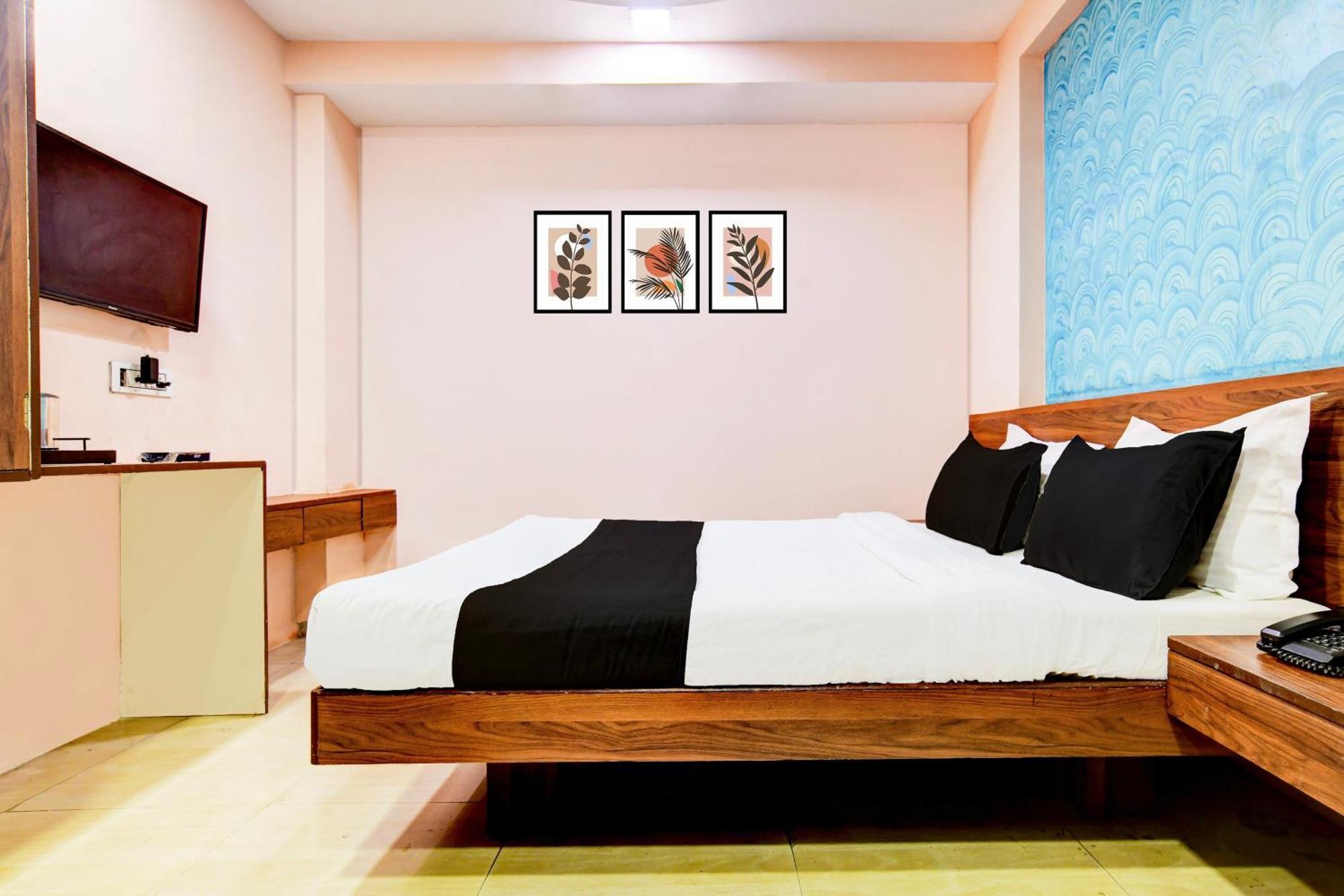 Hotel O Svl Inn インドール エクステリア 写真