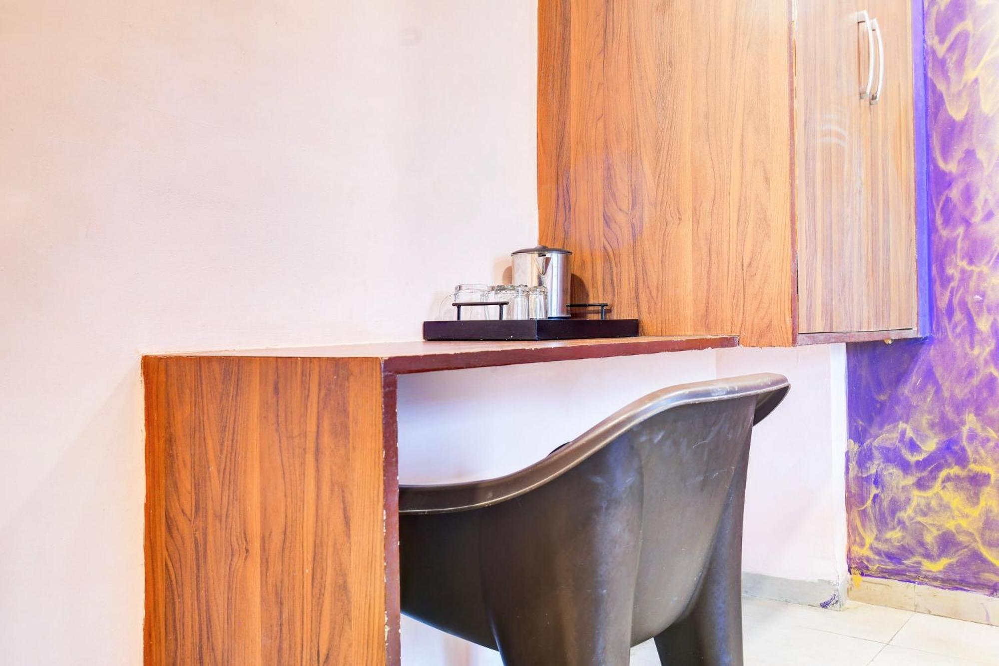 Hotel O Svl Inn インドール エクステリア 写真