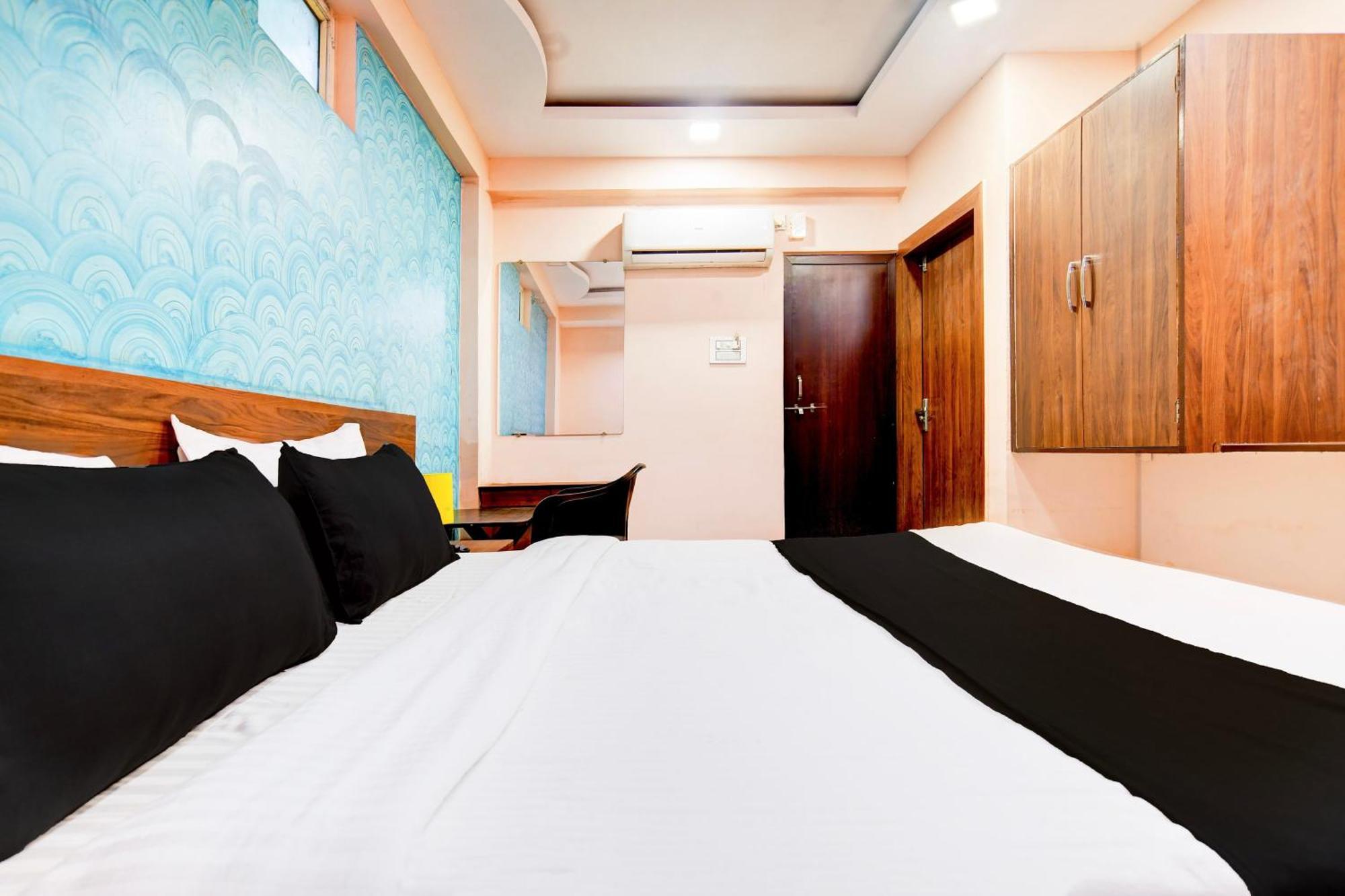 Hotel O Svl Inn インドール エクステリア 写真