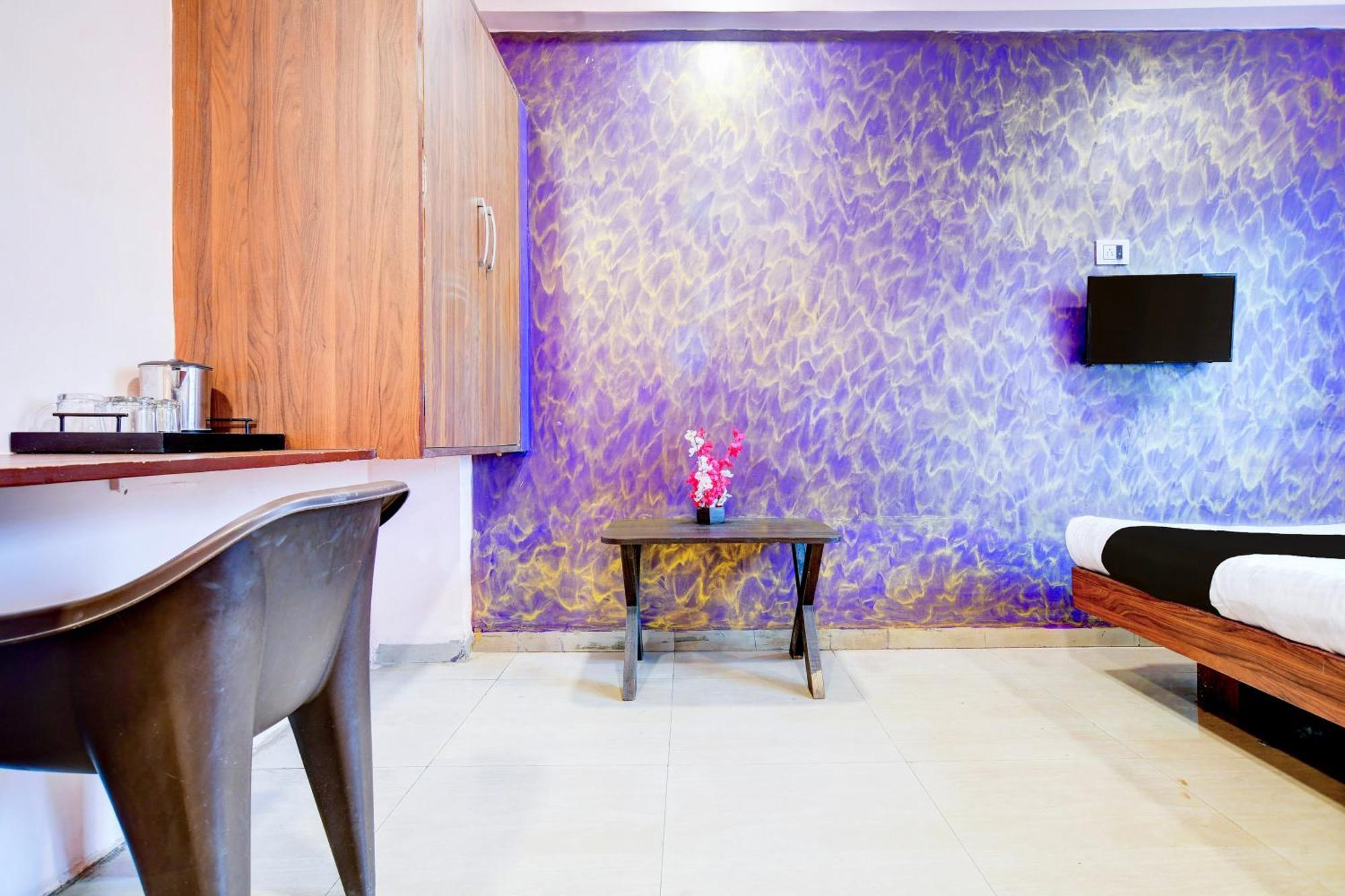Hotel O Svl Inn インドール エクステリア 写真